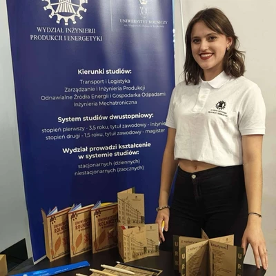 Wyjazd studentów i pracowników na Targi Motor Show do Poznania