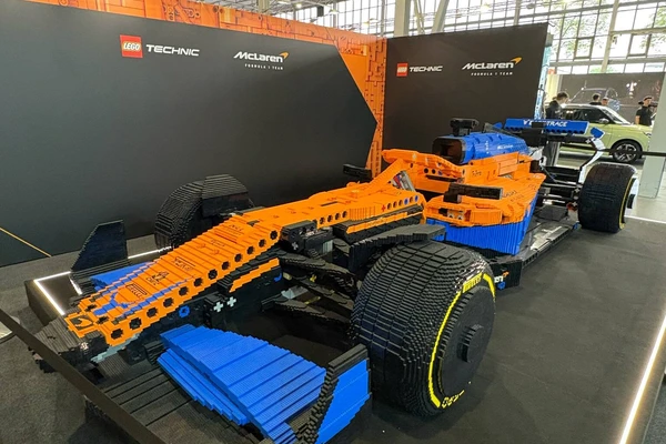 Wyjazd studentów i pracowników na Targi Motor Show do Poznania