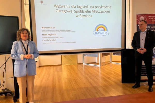 zdjęcie z konferencji Przemyśl 2025