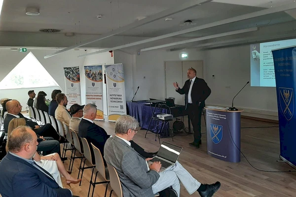 Konferencja „Wykorzystanie narzędzi informatycznych w nauce i przemyśle” 2