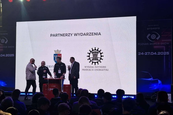 Wyjazd studentów i pracowników na Targi Motor Show do Poznania